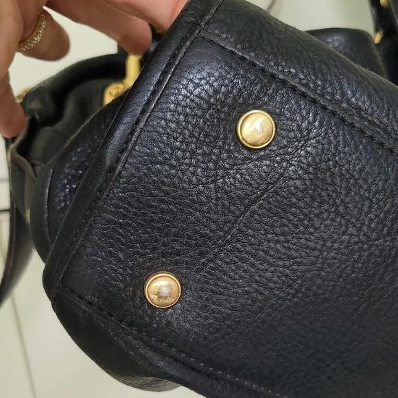 B. Makowsky Black Leather Shoulder Bag Satchel East West Gold Accent Zippers - Picture 6 of 16